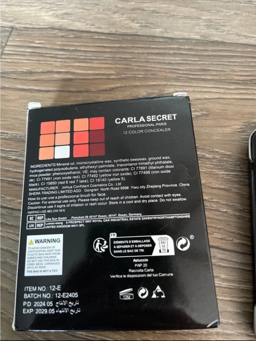 Carla Secret Cream Concealer Palette - Peach & Light Beige Shades